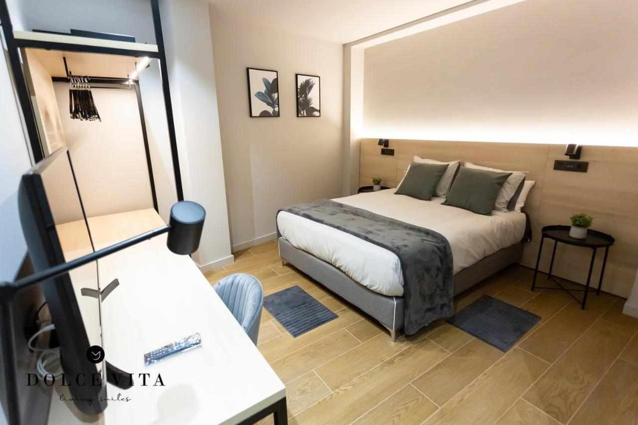 Apartamento Roma Living Suite En Vila Real Bagian luar foto