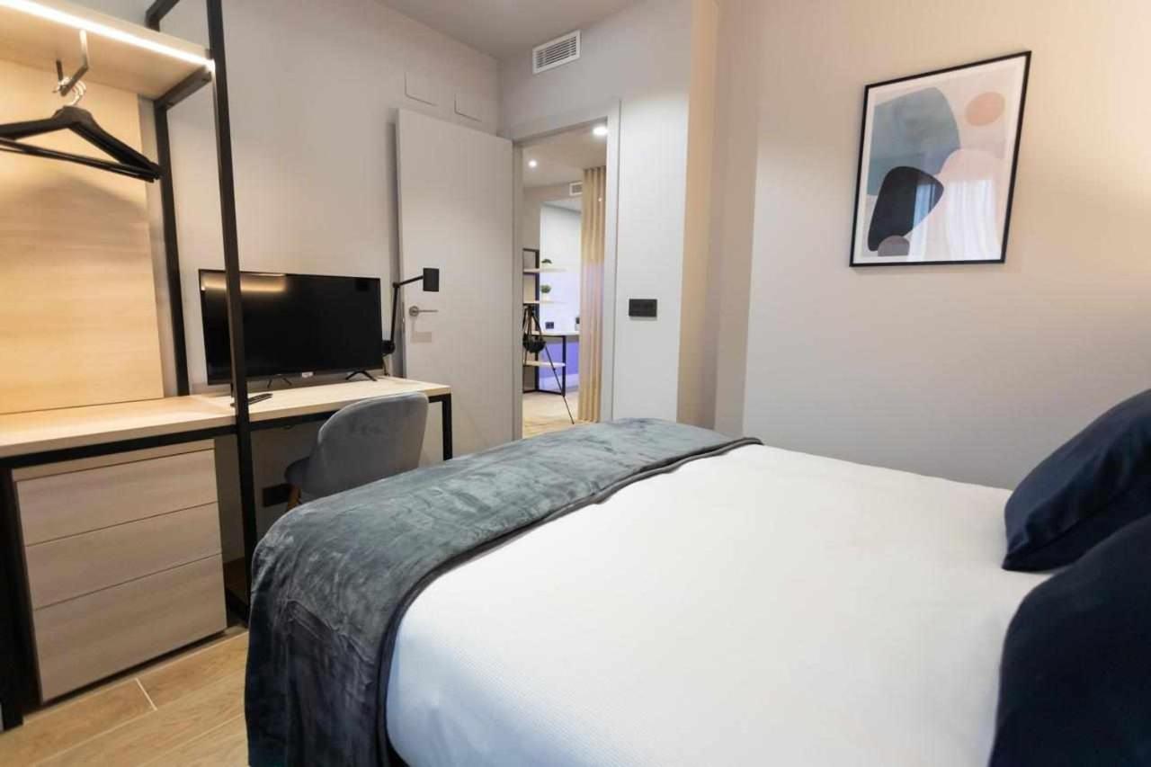 Apartamento Roma Living Suite En Vila Real Bagian luar foto