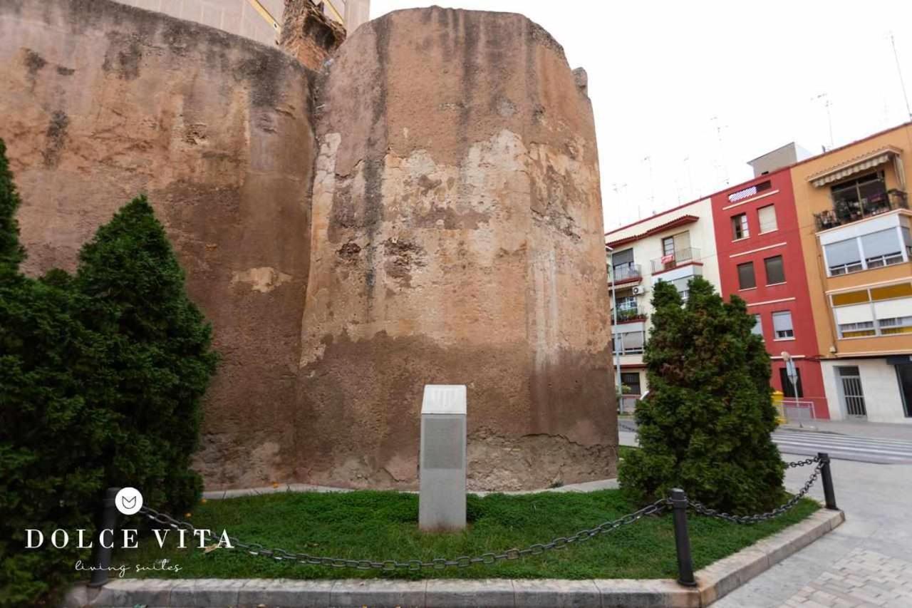 Apartamento Roma Living Suite En Vila Real Bagian luar foto
