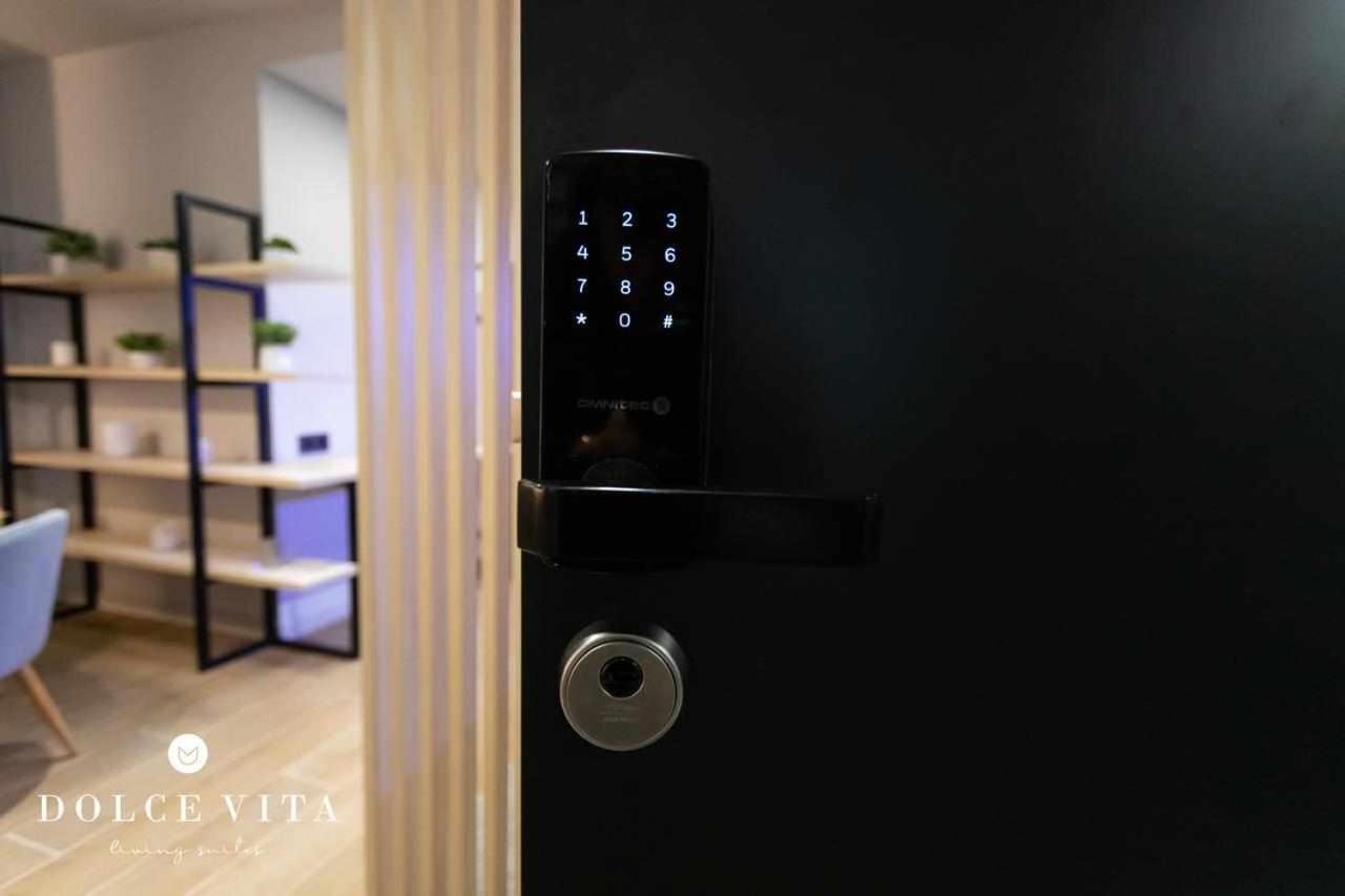 Apartamento Roma Living Suite En Vila Real Bagian luar foto