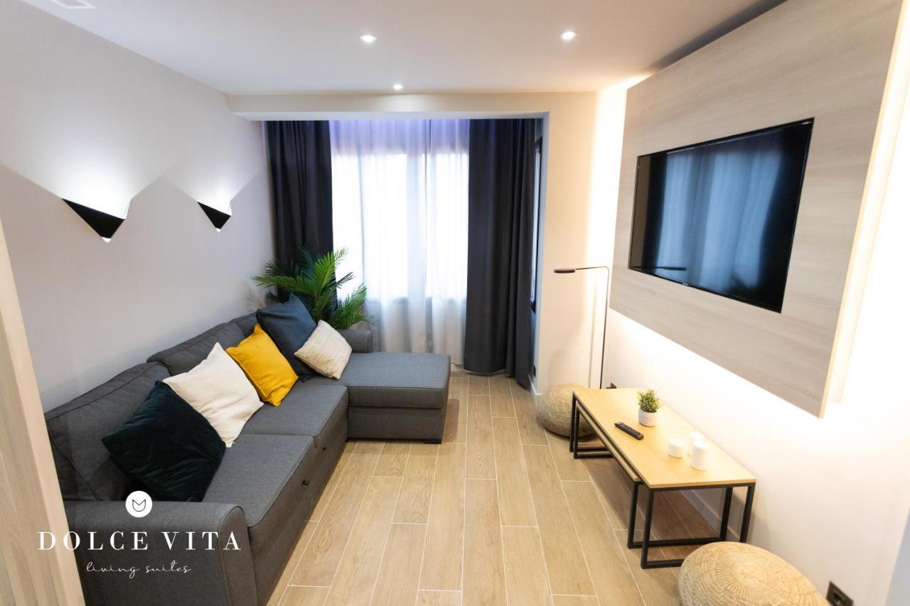 Apartamento Roma Living Suite En Vila Real Bagian luar foto